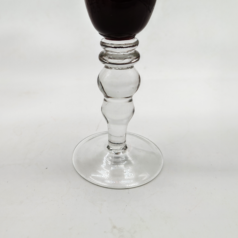 Six Ruby Glasses in Murano Glass. 9.05 am in. - 23 h cm.