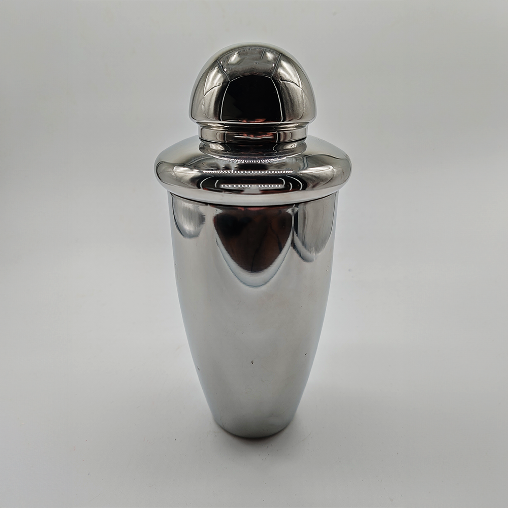 Vintage Space Age Cocktail Shaker in Stainless Steel - 1970s.