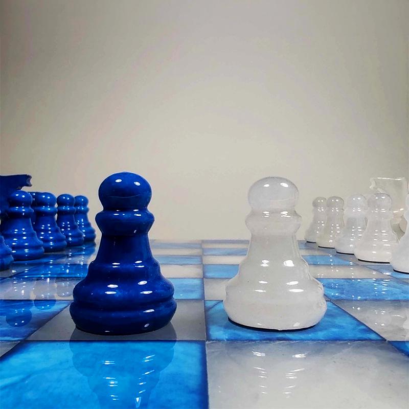 1970s Chess Set in Genuine Hand Carved Alabaster of Volterra. Transparent White and Blue - Made in Italy