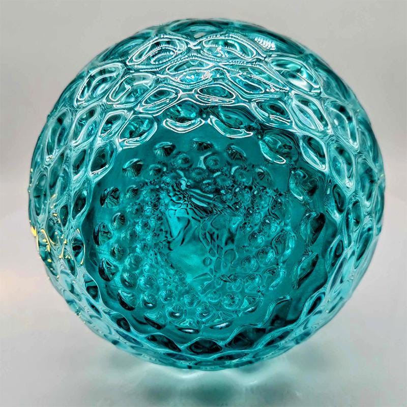 1960s Stunning Vase in Hand Blown Murano Glass. Made in Italy 35,5 cm h / 13.97 h inches