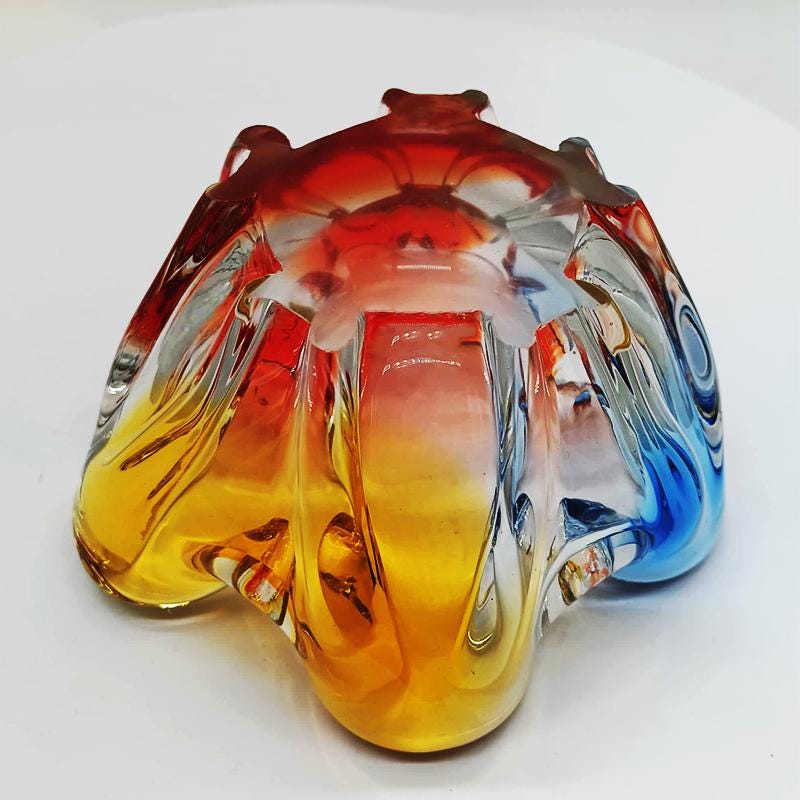 1960s Catch-all, Ashtray or Empty Pocket in Murano Glass. Made in Italy.