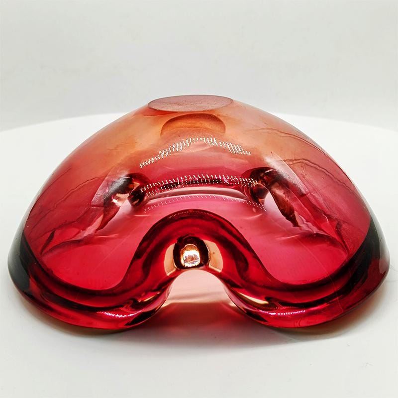 1960s Pink Ashtray or Catch-all in Murano Glass by Flavio Poli for Seguso. Made in Italy.
