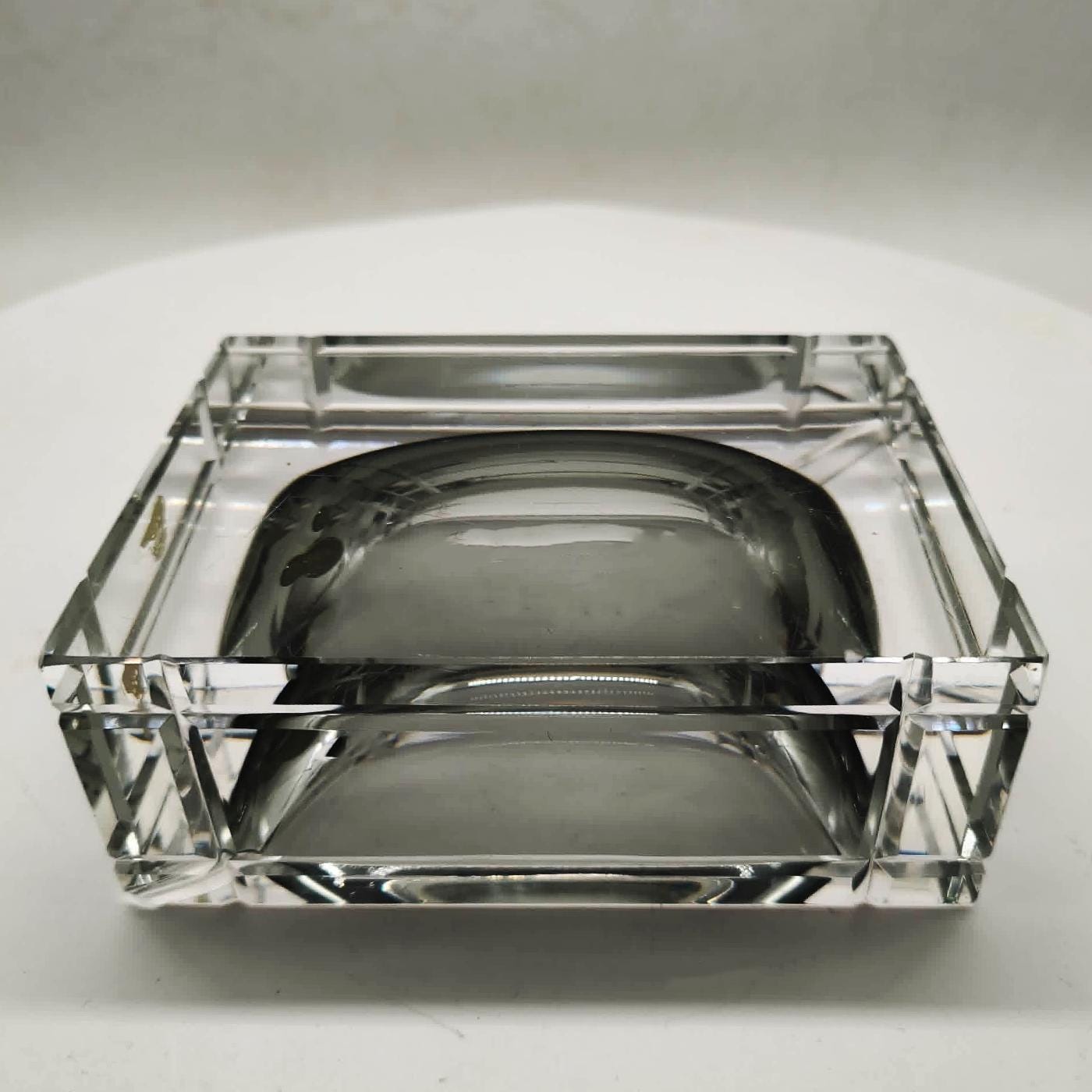 1960s Big Rare Rectangular Ashtray or Catch-all in Murano Glass attributed to Flavio Poli for Seguso. Made in Italy.