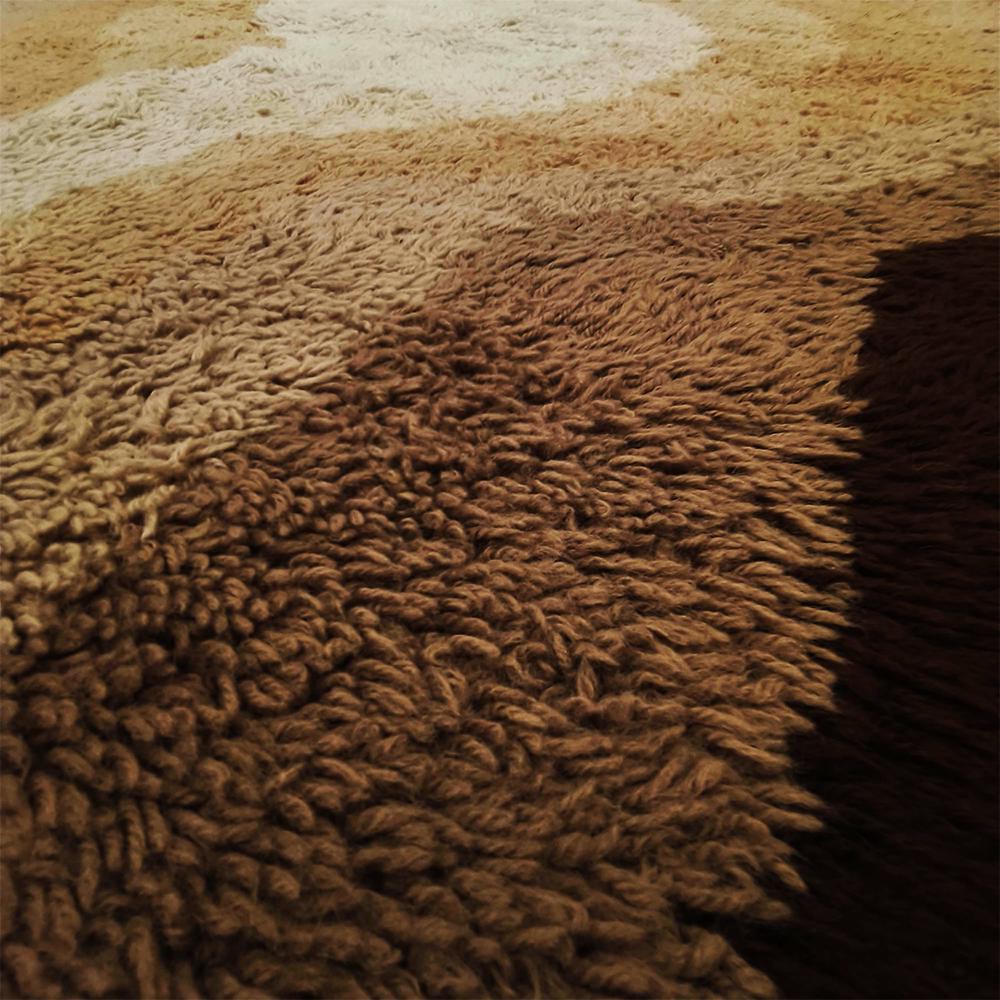 Original Stunning 1970s Big Space Age Rug in Wool. Made in Italy