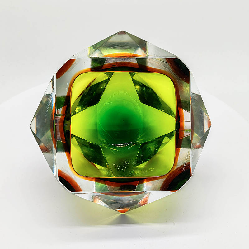 1960s Stunning Huge Ashtray or Catch-all in Murano Glass by Flavio Poli for Seguso. 20 cm - 7.87 inches. Made in Italy,