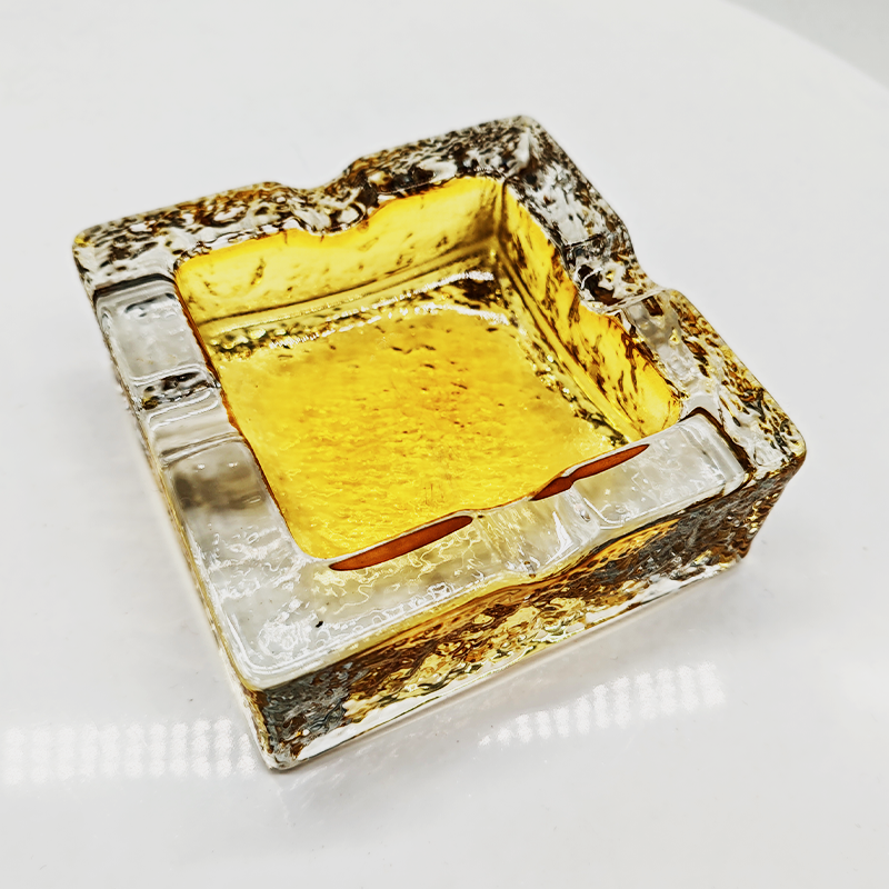 1970s Stunning Square Ashtray or Catch-all in Handcrafted Murano Glass by Antonio Imperatore. Made in Italy.