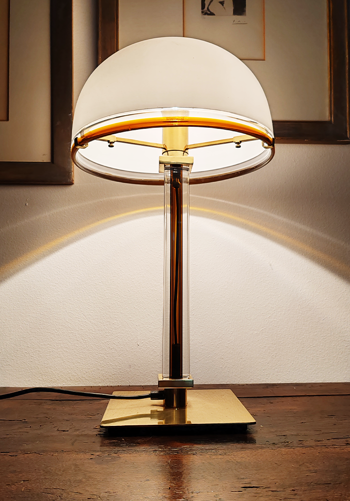 Astonishing Belboi Table lamp by Venini in Murano Hand Blown Glass - 1994