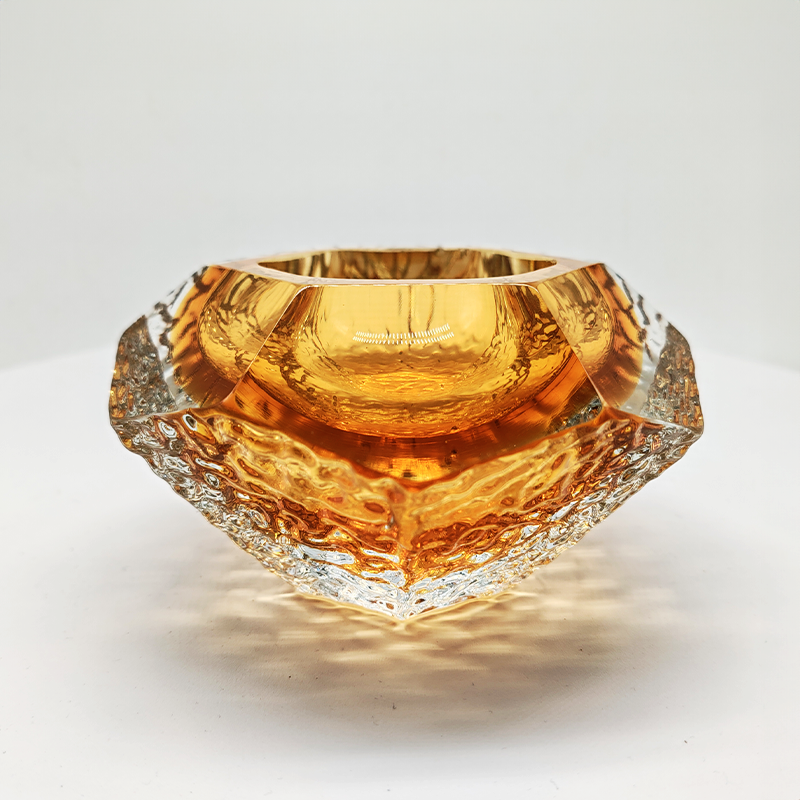 1960s Stunning Rare Gold Ashtray or Catch-all in Murano Glass by Mandruzzato. Made in Italy.