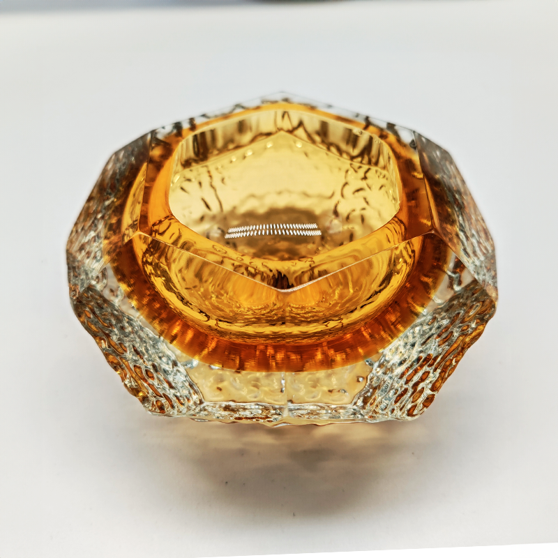 1960s Stunning Rare Gold Ashtray or Catch-all in Murano Glass by Mandruzzato. Made in Italy.