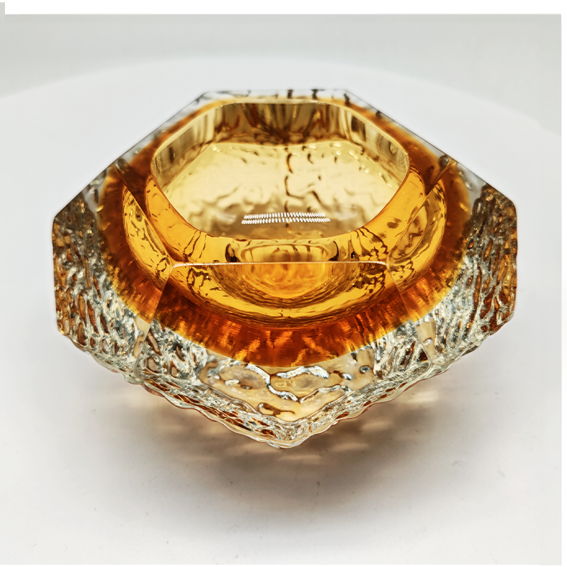 1960s Stunning Rare Gold Ashtray or Catch-all in Murano Glass by Mandruzzato. Made in Italy.