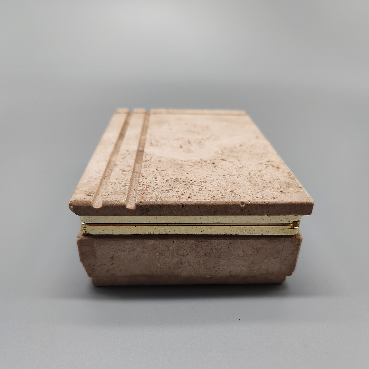 Box in Travertine by Enzo Mari for F.lli Mannelli - 1970s