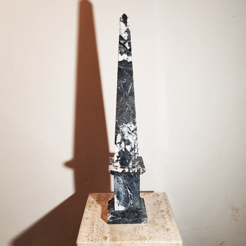 1960 Spectacular Big Obelisk in Black Marble of Aquitaine. Made in Italy