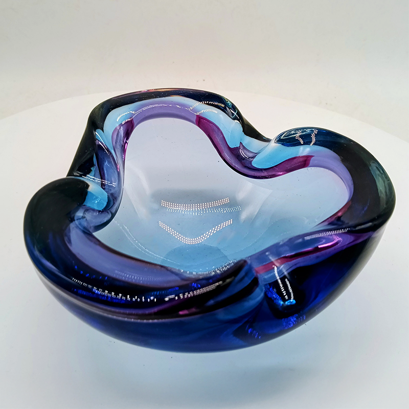 1960s Big Ashtray or Catch-all in Murano Glass by Flavio Poli for Seguso. 16 cm. Made in Italy.