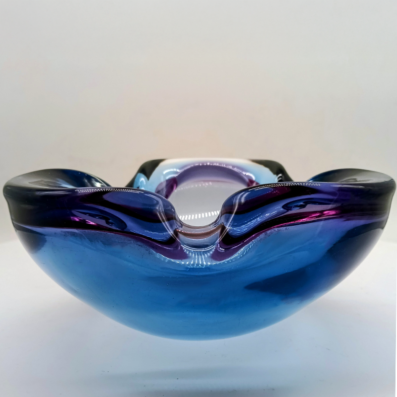 1960s Big Ashtray or Catch-all in Murano Glass by Flavio Poli for Seguso. 16 cm. Made in Italy.