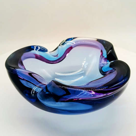 1960s Big Ashtray or Catch-all in Murano Glass by Flavio Poli for Seguso. 16 cm. Made in Italy.