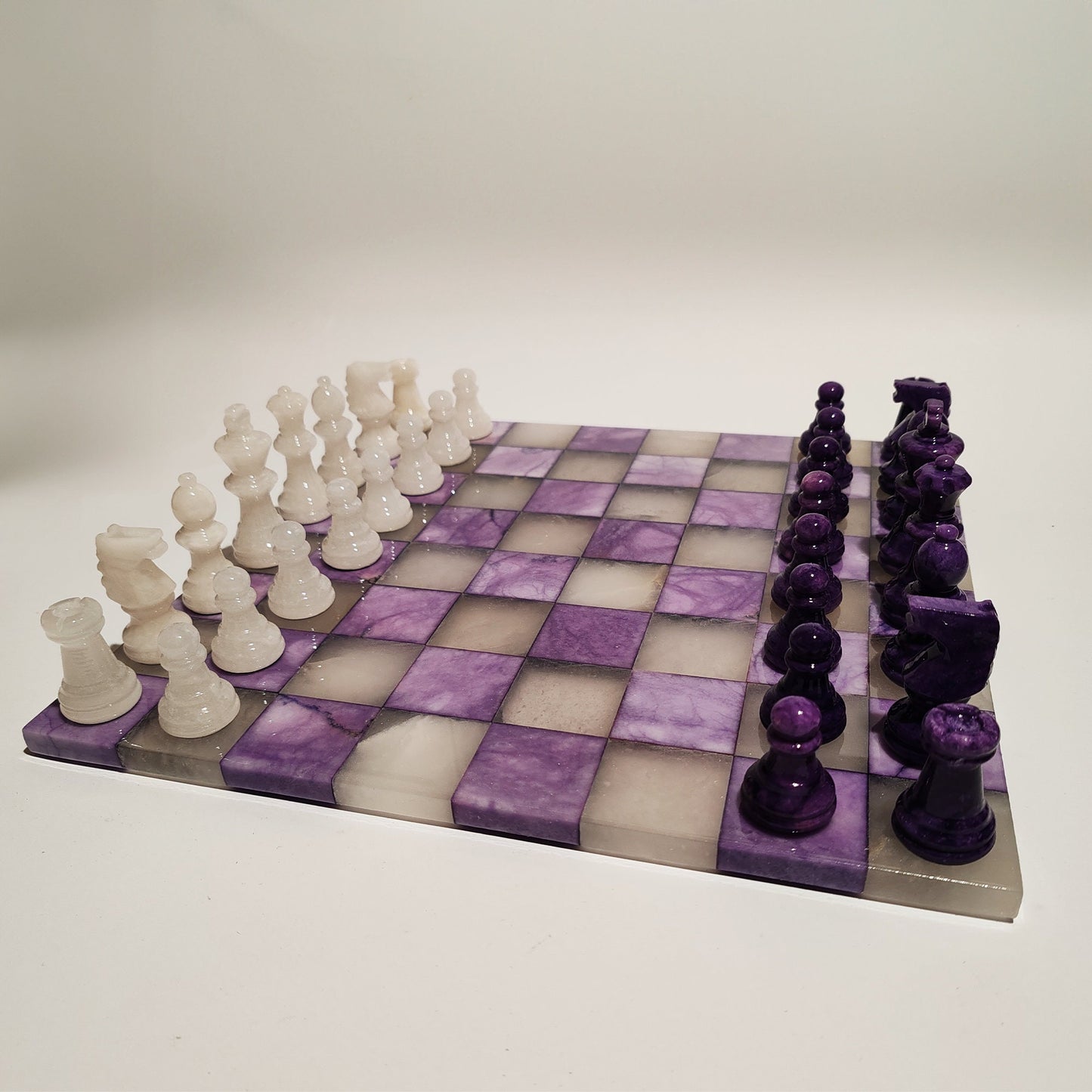 1970s Chess Set in Hand Carved Genuine  Alabaster of Volterra.  Transparent White and Purple - Made in Italy
