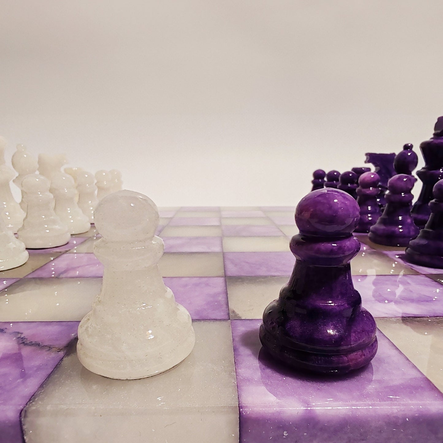 1970s Chess Set in Hand Carved Genuine  Alabaster of Volterra.  Transparent White and Purple - Made in Italy