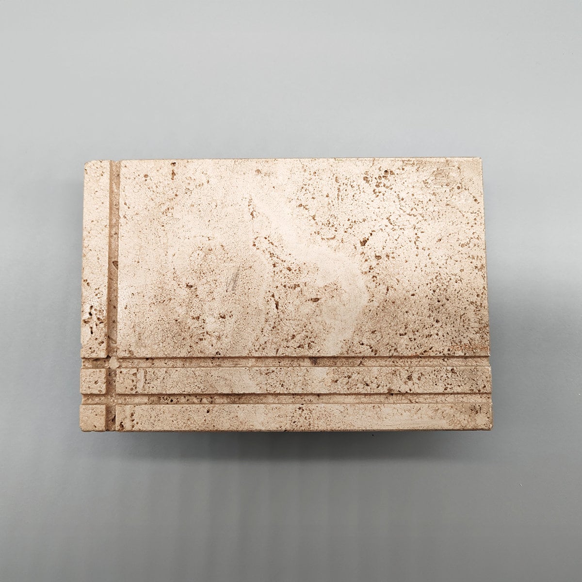 1970s Box in Travertine by Cerri Nestore. Made in Italy.
