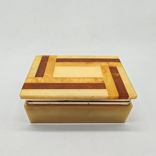 Vintage Box / Jewelry Box in Hand-carved Alabaster. Made in Italy - 1970s