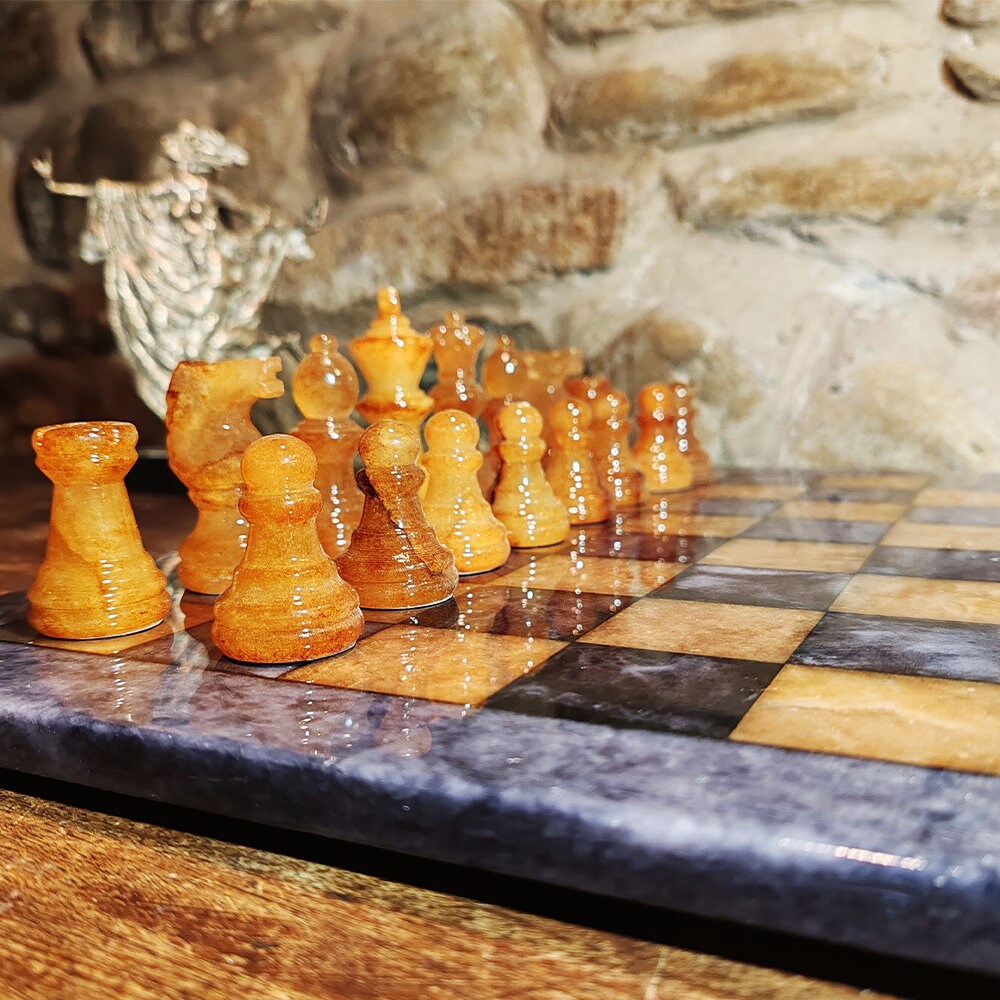 1970s Stunning Chess Set in Genuine Hand Carved Alabaster of Volterra - Black and Brown - Made in Italy