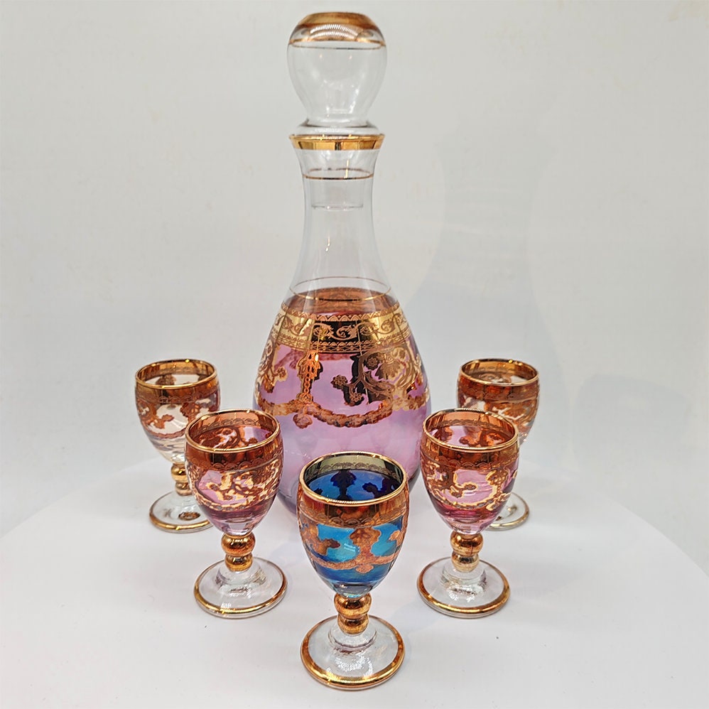1950s Wonderful Bottle and 5 Glasses in Baroque Venetian Glass with Gold trim. Made in Venice - Italy