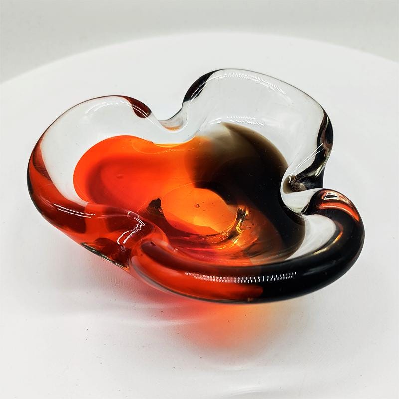1960s Ashtray or Catch-all in Murano Glass by Flavio Poli for Seguso. Made in Italy.