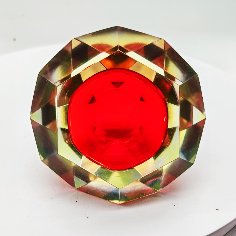 1960s Ashtray or Catch-all in Murano Glass by Flavio Poli for Seguso. Made in Italy.