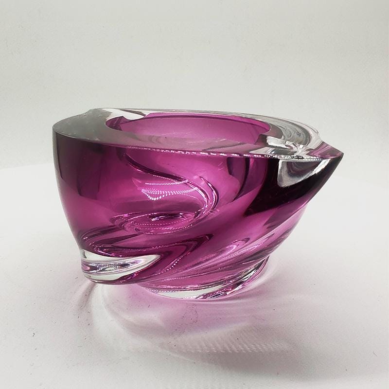1960S Big Ashtray or Catch-all in Lead Crystal by Val Saint Lambert. Made in Belgium.