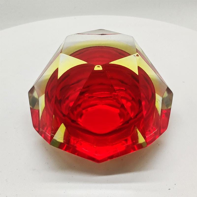 1960s Ashtray or Catch-all in Murano Glass by Flavio Poli for Seguso. Made in Italy.