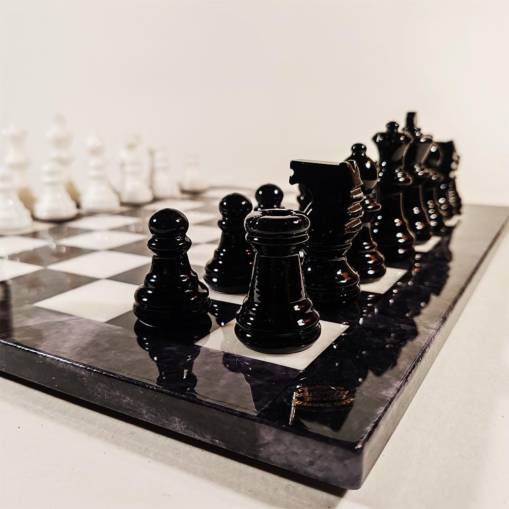 1970s Stunning Chess Set in Genuine Hand Carved Alabaster of Volterra - Black and White - Made in Italy