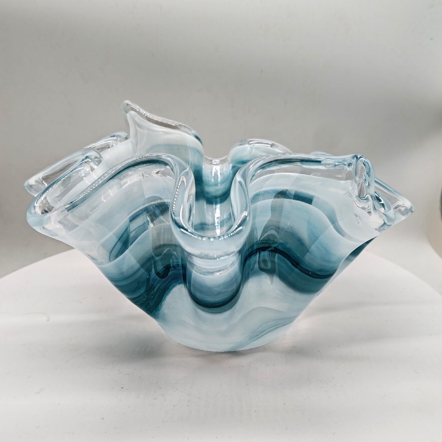 Stunning Fazzoletto Vase in Murano Glass - Made in Italy