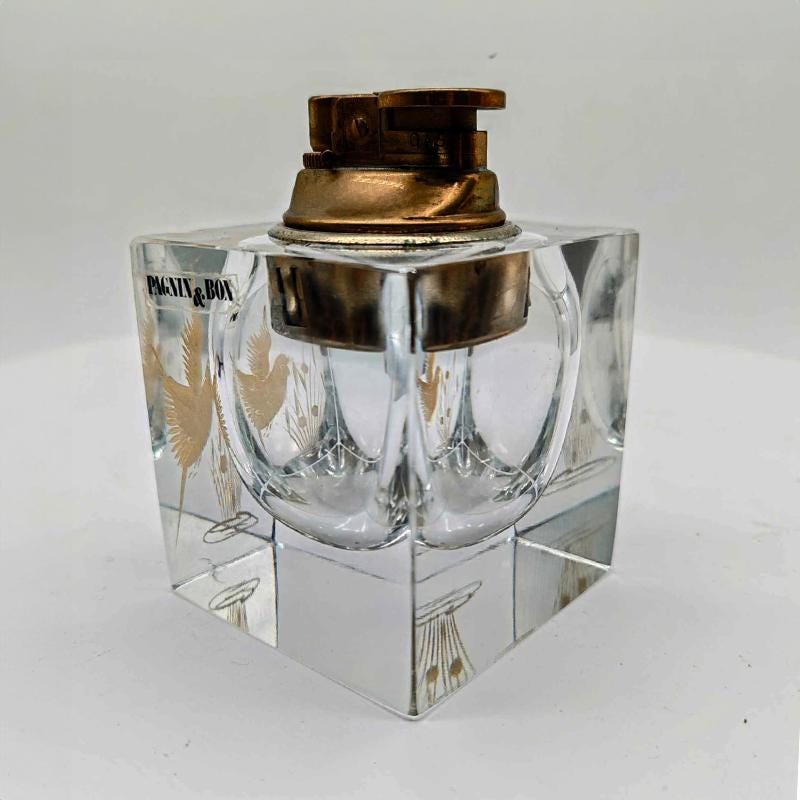 1960s Stunning Lighter in Murano Glass by Pagnin & Bon with Handcrafting 24k Gold finishing. Made in Italy.