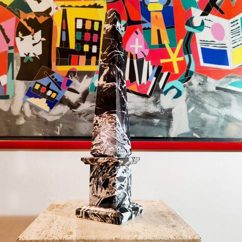 1970s Stunning Big Hand-Carved Obelisk in Black Marble of Aquitaine. Made in Italy. 43 cm h.