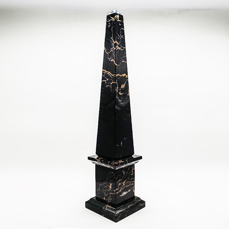 1970s Stunning Big Hand-Carved Obelisk in Black Marble of Portoro with Gold color veins. Made in Italy. 43 cm h.