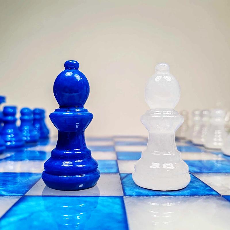 1970s Chess Set in Genuine Hand Carved Alabaster of Volterra. Transparent White and Blue - Made in Italy