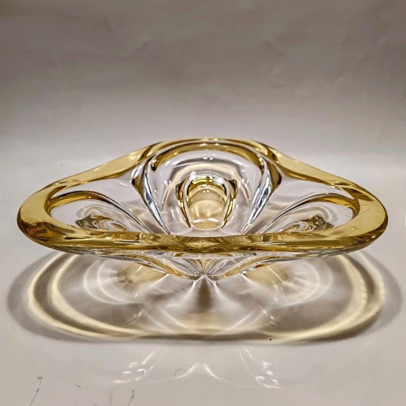 1960s Big Centerpiece - Large Catch-all - Huge Ashtray in Murano Glass. Made in Italy.