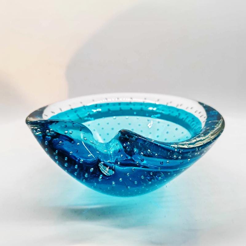 1960s  Shell Ashtray or Catch-all in Murano Glass by Flavio Poli for Seguso. Made in Italy.