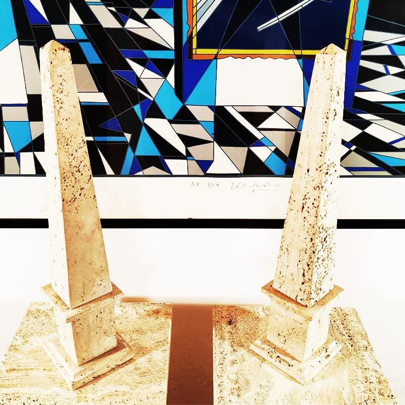 1960s Stunning Pair of Large Obelisks in Hand Carved Italian Travertine. Made in Italy - 50 cm h - 19.68 h inches.