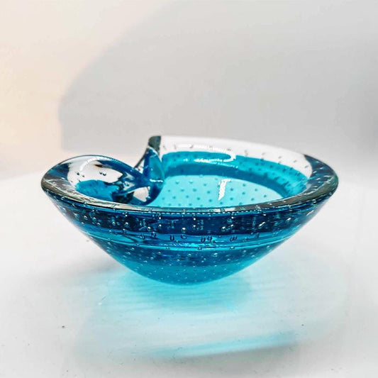 1960s  Shell Ashtray or Catch-all in Murano Glass by Flavio Poli for Seguso. Made in Italy.
