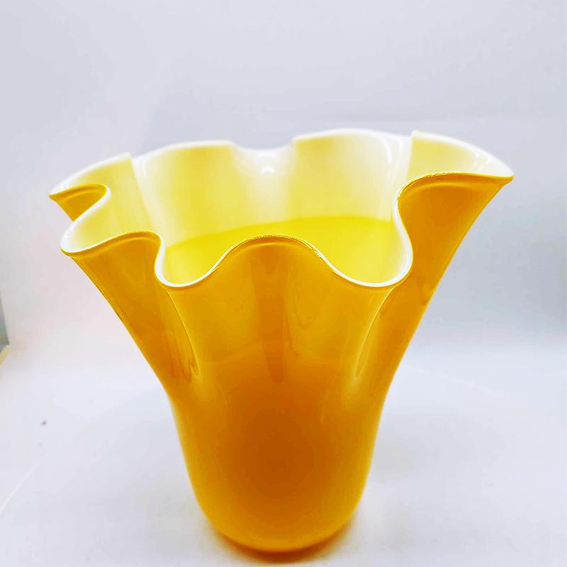 1970S Stunning Jacketed  Fazzoletto Vase in Murano Glass. Made in Italy