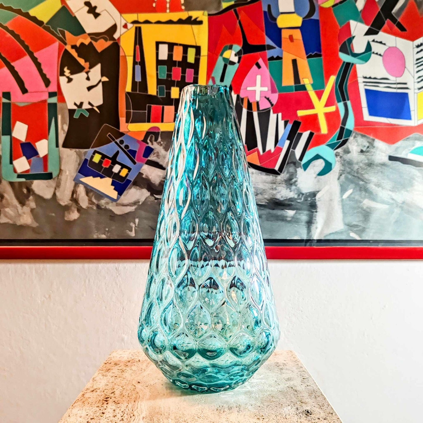1960s Stunning Vase in Hand Blown Murano Glass. Made in Italy 35,5 cm h / 13.97 h inches