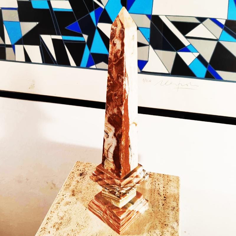 1970s Stunning Big Obelisk in Red an White Italian Marble. Made in Italy.
