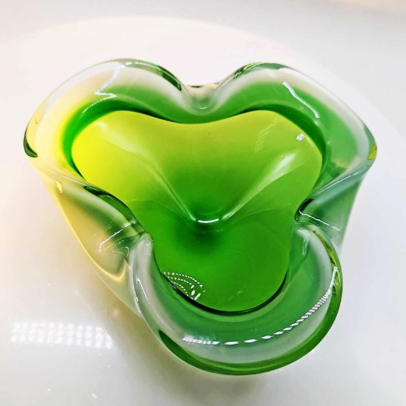 1960s Big Ashtray or Catch-all in Murano Glass by Flavio Poli for Seguso. 18 cm - Made in Italy.