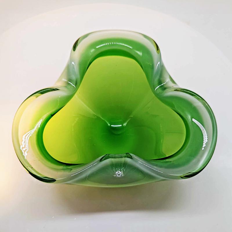 1960s Big Ashtray or Catch-all in Murano Glass by Flavio Poli for Seguso. 18 cm - Made in Italy.