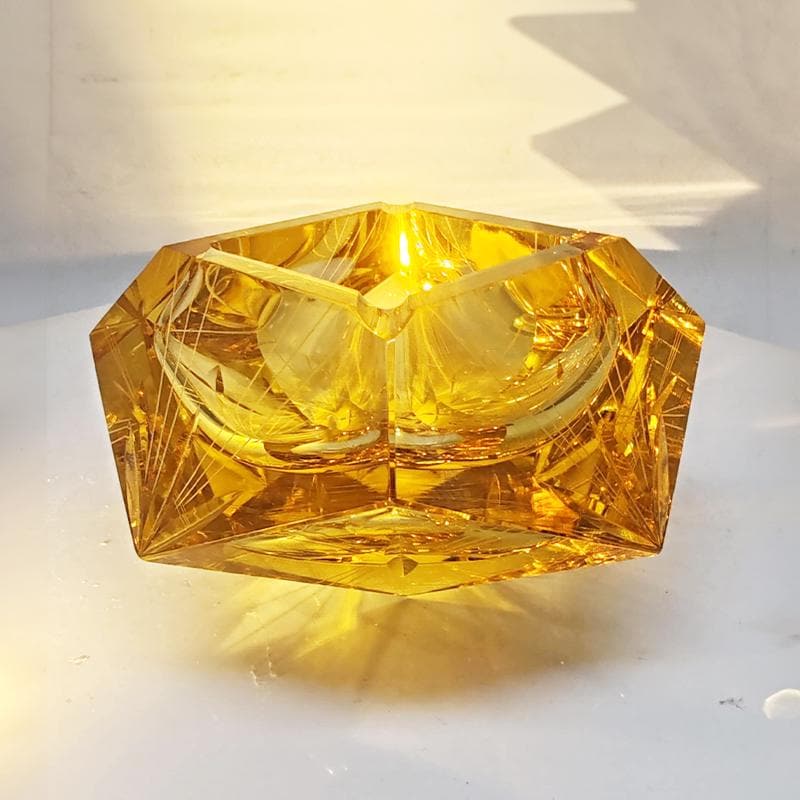 1960s Rare Gold Multifaceted Ashtray or Catch-all in Murano Glass by Flavio Poli for Seguso. Made in Italy.