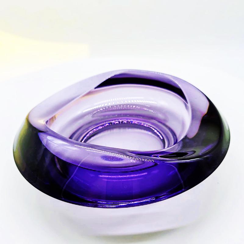 1960s Big Purple  Ashtray or Catch-all in Murano Glass. 17,5 cm. Made in Italy.