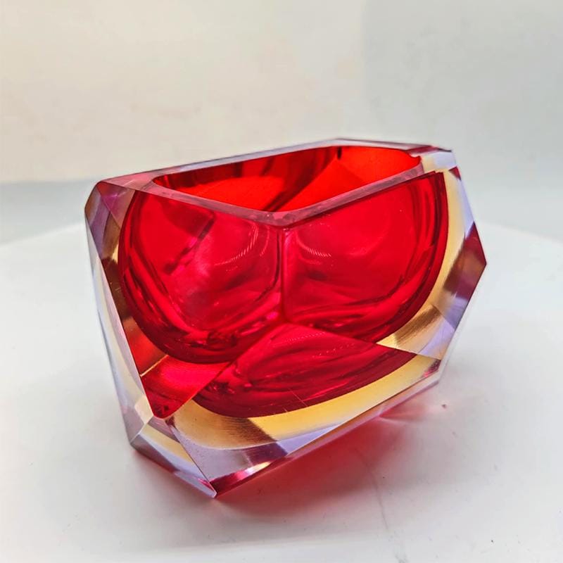 1960s Asymmetric  Ashtray or Catch-all in Murano Glass by Flavio Poli for Seguso. Made in Italy.