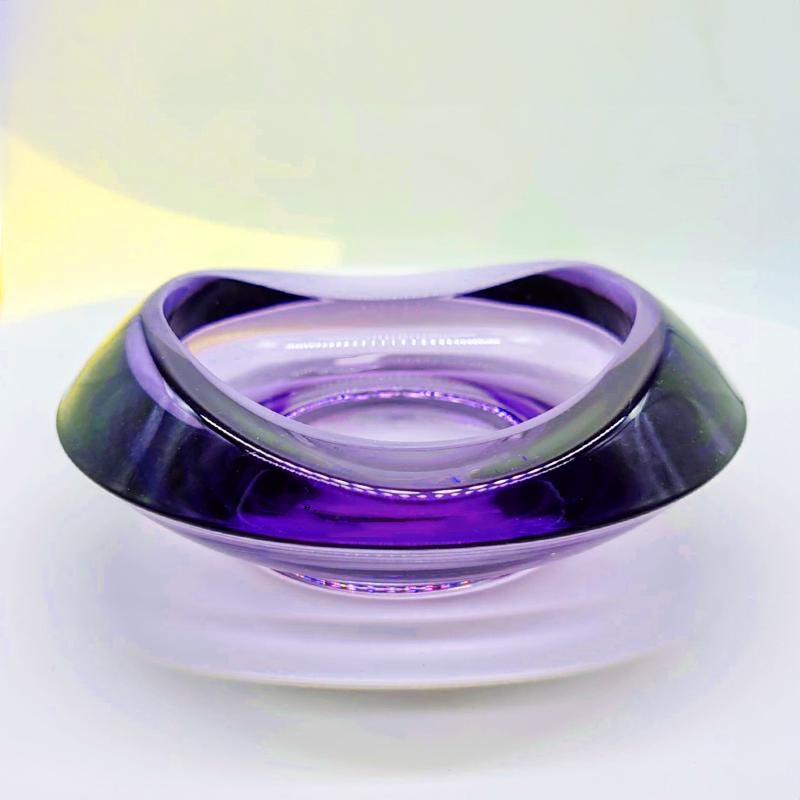 1960s Big Purple  Ashtray or Catch-all in Murano Glass. 17,5 cm. Made in Italy.