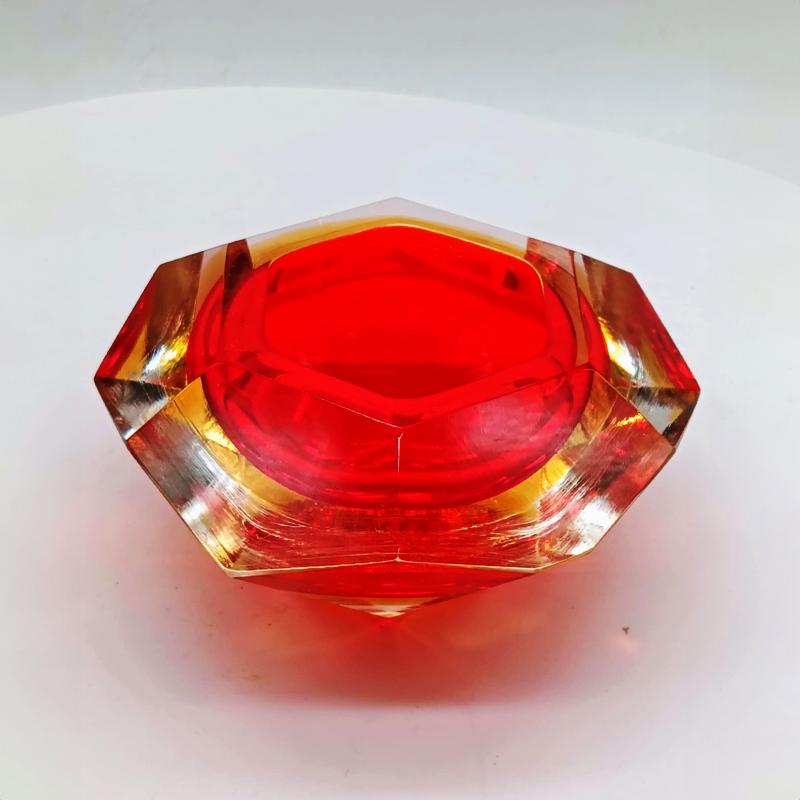 1960s Ashtray or Catch-all in Murano Glass by Flavio Poli for Seguso. Made in Italy.