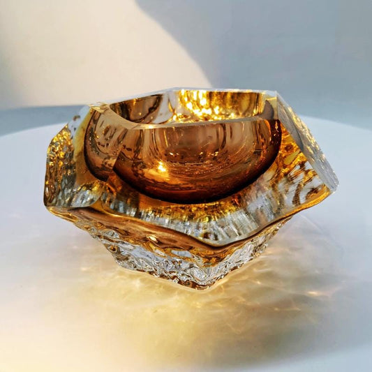 1960s Stunning Ashtray or Catch-all in Murano Glass by Flavio Poli for Seguso. Made in Italy.